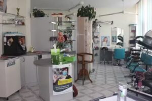 Friseur und Kosmetik Charmant GmbH
