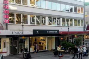 Friseur UNIKAT – Salon Darmstadt l Darmstadt- Innenstadt l Spezialist für Blondtöne und Haarverdichtung