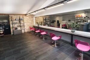 FRISEUR VIRGINIE BOLLINGER HAIR & BEAUTY NEUBURG/DONAU