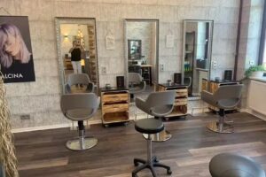 Friseur Wuschelmähne