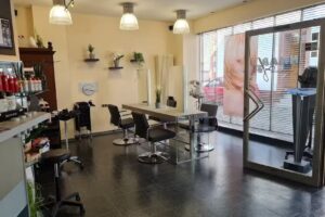 Friseurgesch&auml;ft Haarscharf