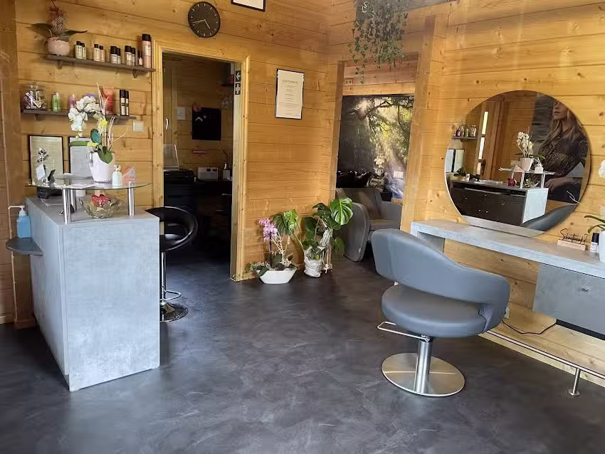 Friseurmeisterbetrieb Inh.: Lisa Bernauer