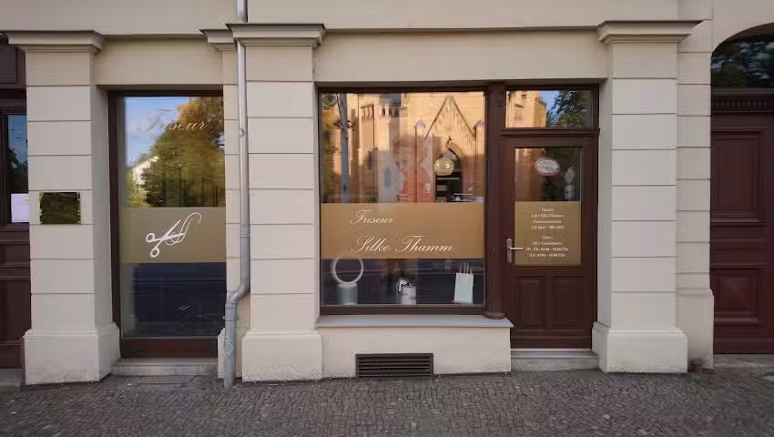 Friseurmeisterin Silke Thamm
