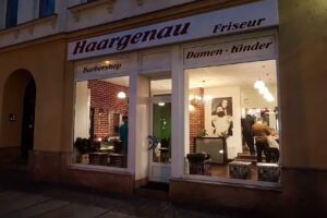 Friseursalon & Barbier Haargenau Karli