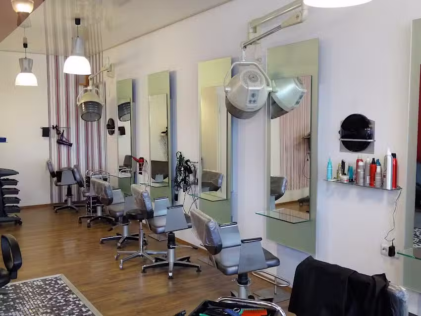 Friseursalon Brushcut Carmen Maas