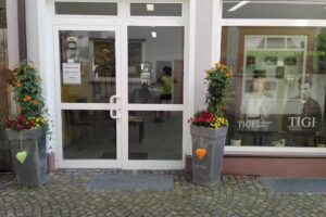 Friseursalon Esther Mutindi