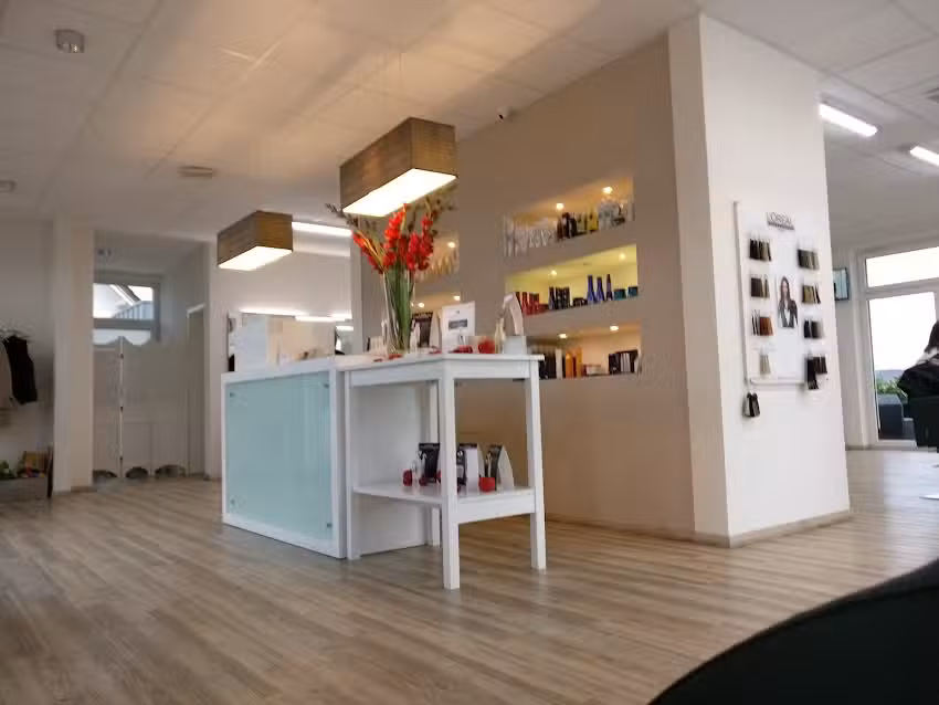 Friseursalon Haarmonie in L&ouml;hne