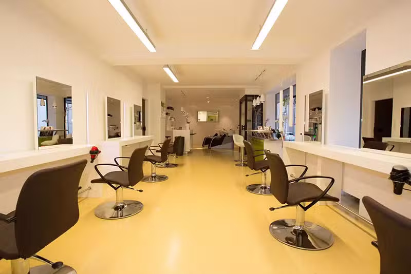 Friseursalon haircut Styles & more by Lina