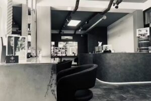 Friseursalon // PELO de Almeida