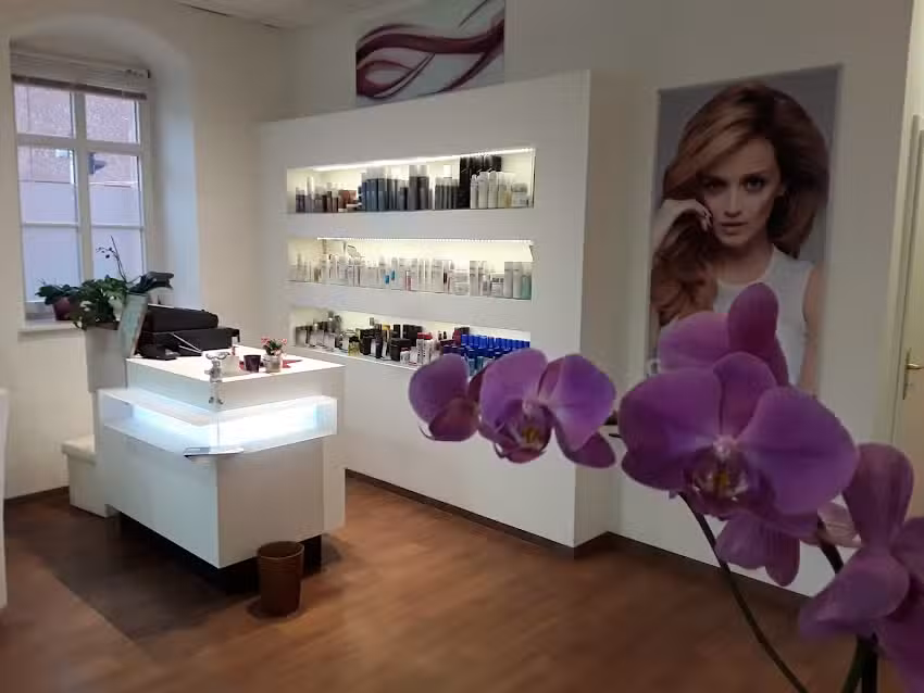 Friseursalon Sch&ouml;nheitsinsel in D&ouml;beln