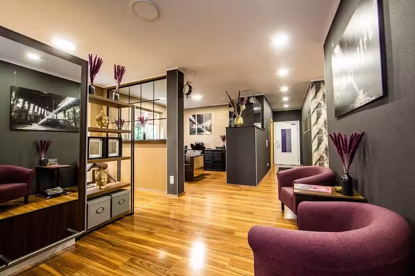 Friseursalon Stylbruch Yvonne Fischer Lockenfriseur