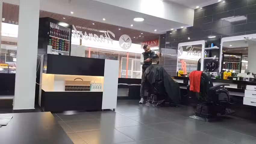 Friseurstudio Haarscharf