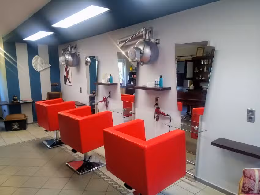 Fris&ouml;r &bdquo;Die Schere&ldquo;