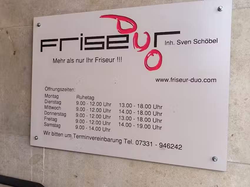 Fris&ouml;r Duo Sch&ouml;bel Kuchen