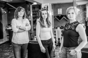 Fris&ouml;r iz I Spezialisten f&uuml;r Extensions I Haarfarben I Haar und Kopfhaut I Friseur in Rastenberg