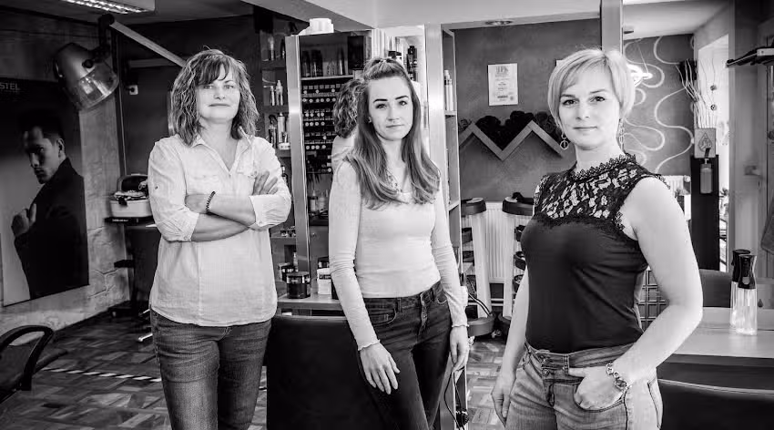 Fris&ouml;r iz I Spezialisten f&uuml;r Extensions I Haarfarben I Haar und Kopfhaut I Friseur in Rastenberg