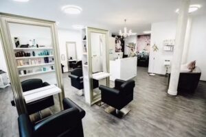 Fris&ouml;rsalon Goldener Schnitt