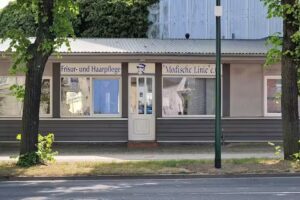 Frisur und Haarpflege Modische Linie eG