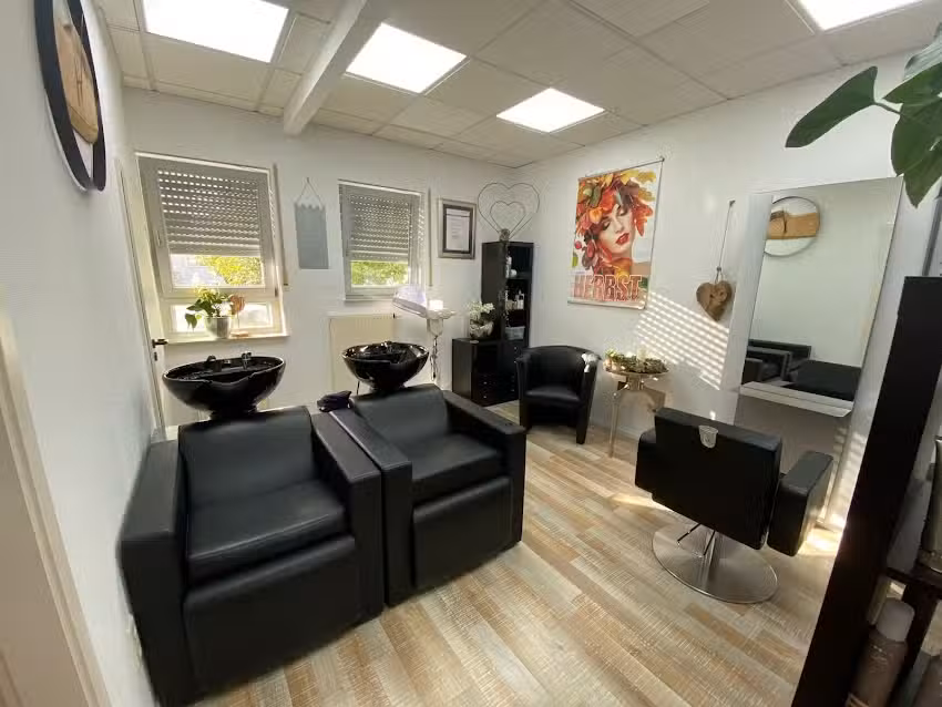 Frisurenstudio New Wave