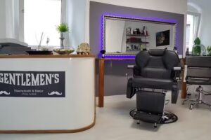 GENTLEMEN&rsquo;S Haarschnitt & Rasur