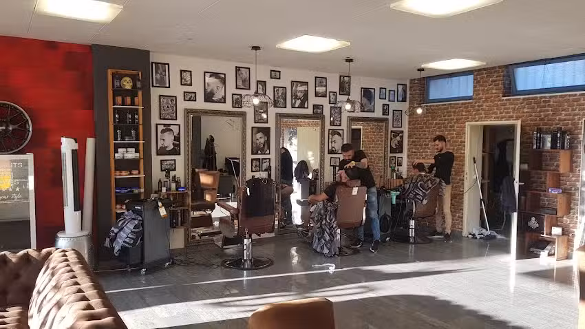 Gentlemens Lounge