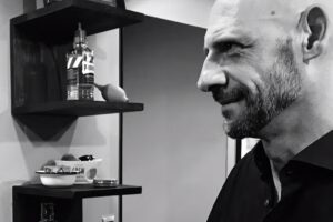 Giovanni Dell’Aquila – Haar, Bart & Zweithaar