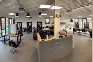 Glashaus Friseure