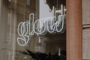 GLOW