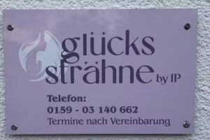 Gl&uuml;cksstr&auml;hne by IP