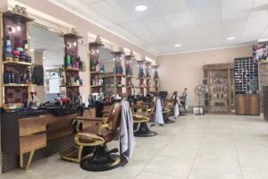 Golden Glamour &ndash; Friseursalon