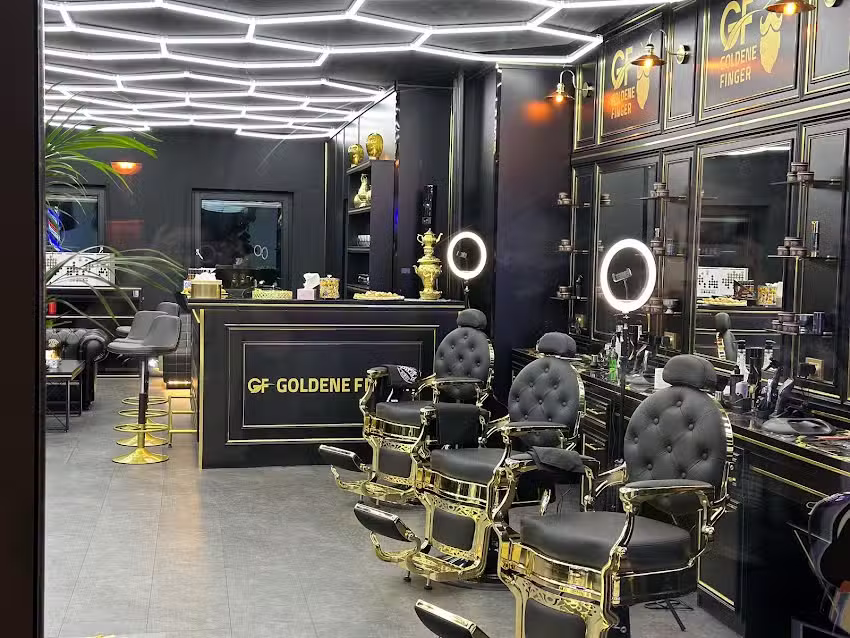 Goldene Finger Raisdorf