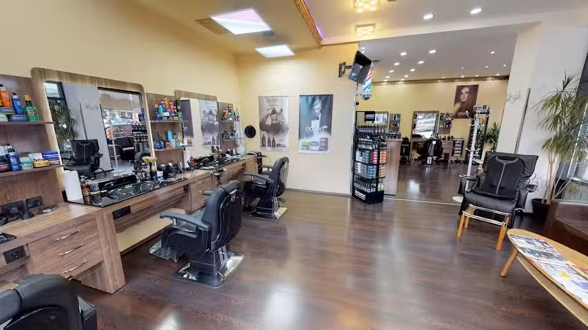 Goldene Schere &ndash; Ihr Friseur in Kiel