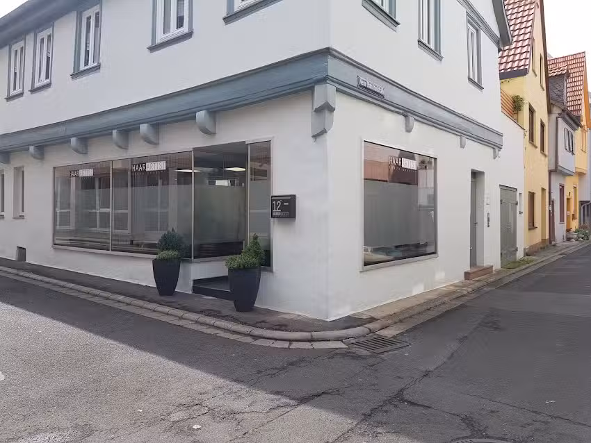 HAAR ARTIST Sonja Guarini