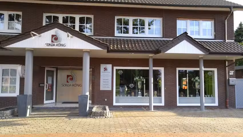 Haar & Design &ndash; K&ouml;nig