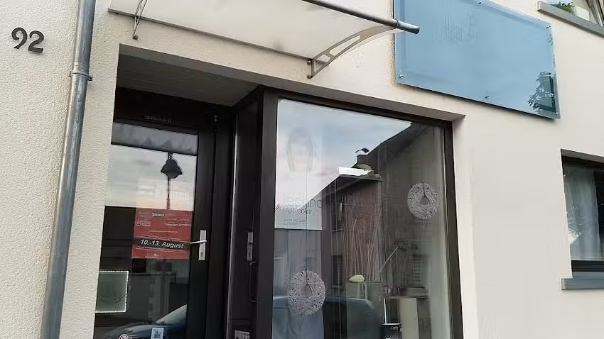 Haar Manufaktur Inh. Natascha Zimmer Friseur