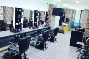 Haar Salon Golden Barber