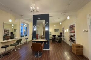 Haar Zwei Ooh! Frisörgeschäft