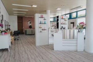 HAARDESIGN Carina &ndash; jetzt mit kurzfristiger Terminvereinbarung oder einfach vorbei schauen!!!!