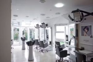 Haare . Kosmetik . Zweithaar . Jens Dagn&eacute;