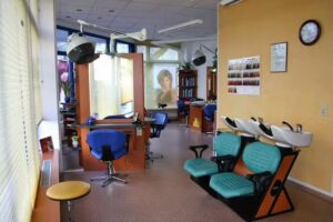 Haareszeiten Salon Wolf