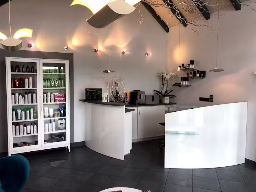 HAARKULTUR Nejla Geldorf