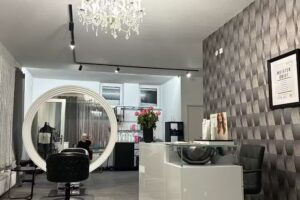 Haarperle Meisterfriseurin Rebecca G&uuml;rc&uuml;