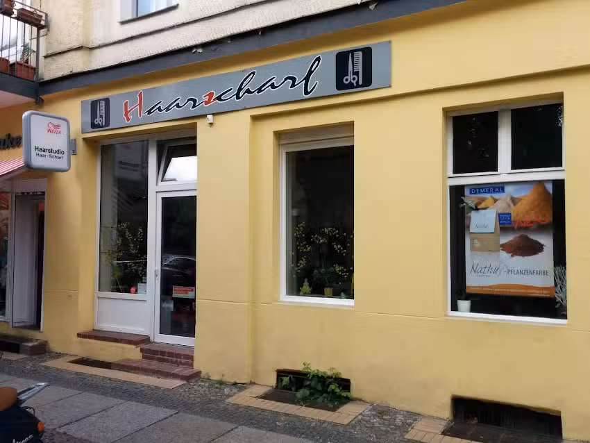 Haarscharf