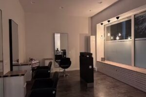 Haarscharf der Friseur und Kosmetik Magdeburg