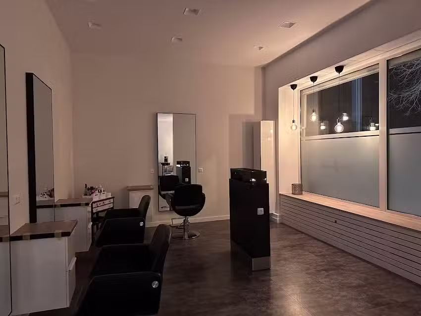 Haarscharf der Friseur und Kosmetik Magdeburg