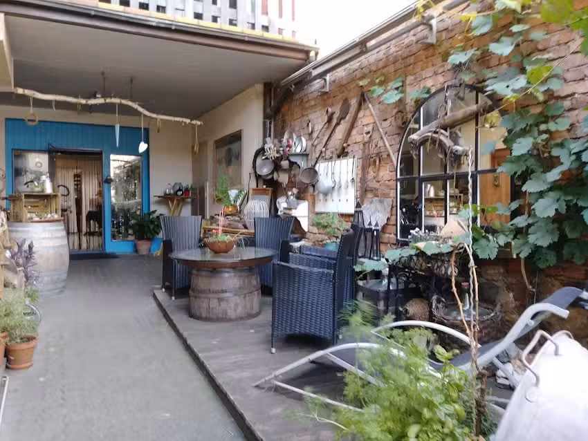 Haarsnieder by Symena Hohnheit