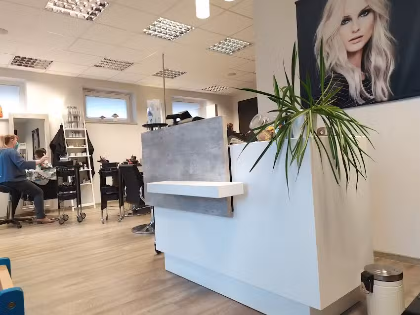 HaarSpitze Inh. Kathrin Weber-Keck