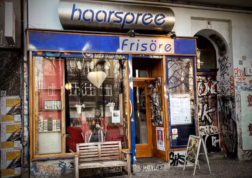 Haarspree Fris&ouml;re