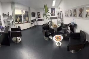 HaarStudio an der Carb&auml;k