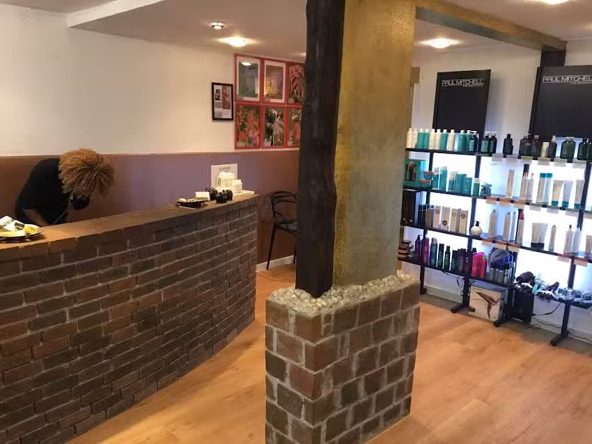 Haarstudio New Image by Iuliana Demasi